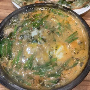 24시원조굴뚝배기전문점 사진