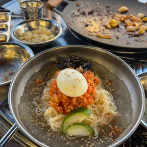 벽돌집 사진
