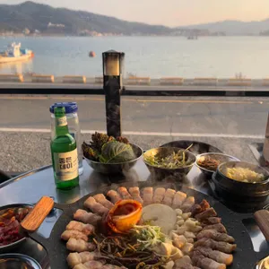 벽돌집 사진