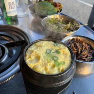 벽돌집 사진