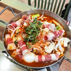 빨강다람쥐 사진