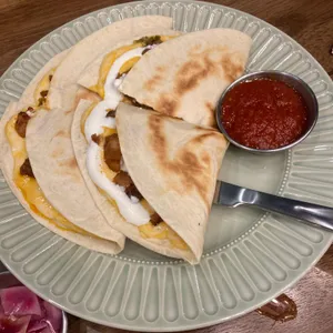 엘라토 사진