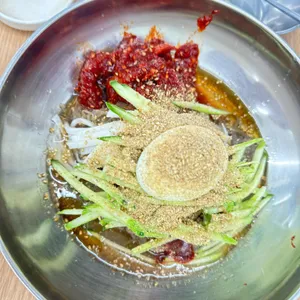 이서냉면 사진