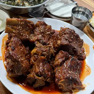 서울뼈구이 매운족발 사진