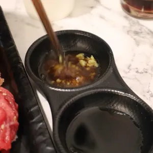 육회바른연어 사진