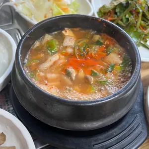 흥부골 숯불돼지갈비 사진