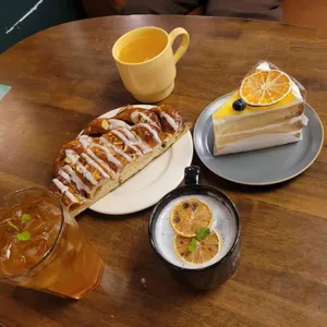 페리데스 사진