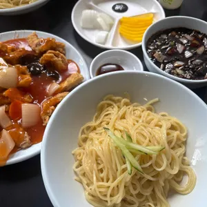 동흥식당 사진