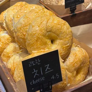 니커버커 베이글 사진