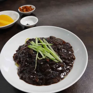 샤오만 사진
