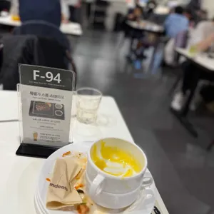 애슐리 사진
