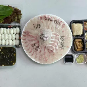 사량도 자연산횟집 사진