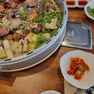 갯벌의 조개 사진