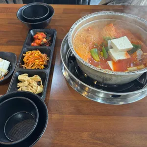 유성 돌솥밥 압구정 찌개마을 사진