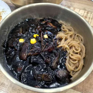 웁스차이나 사진