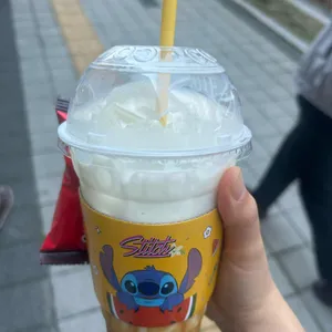 컴포즈커피 사진