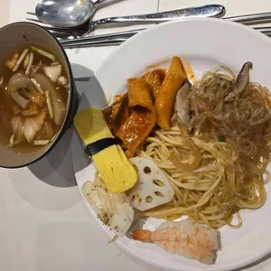 애슐리퀸즈 사진