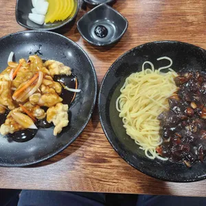 향원 사진