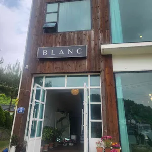 BLANC 리뷰 사진