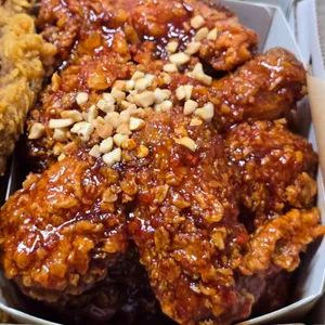 자담치킨 사진