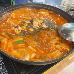 어사출또 사진