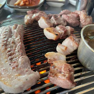 더한근 사진