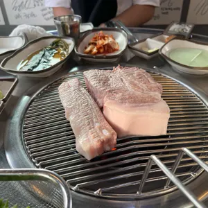 더한근 사진