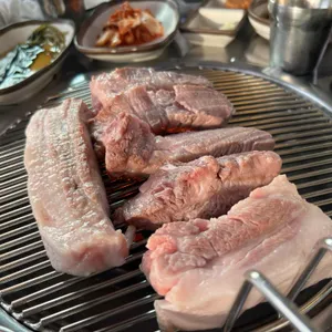 더한근 사진