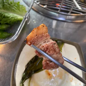 더한근 사진