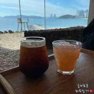 랑데자뷰 사진
