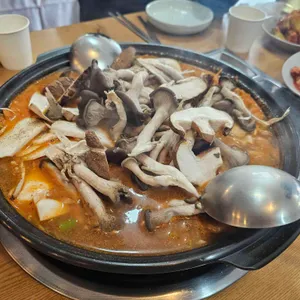 원조버섯짜글제육 사진