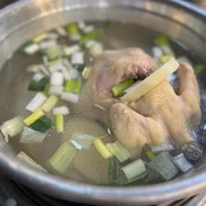 진옥화할매 원조 닭한마리 사진
