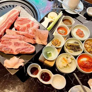 더블랙 사진