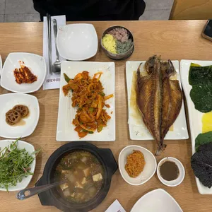 팔도웰빙쌈밥 리뷰 사진