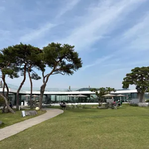 뜬 리뷰 사진