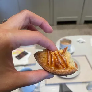 모모스 로스터리&커피바 사진