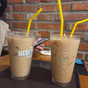 메가커피 사진 1