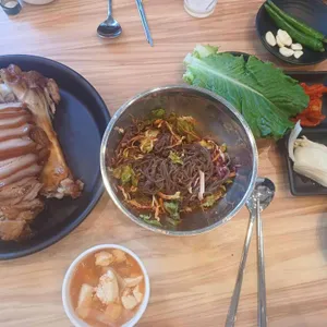 기절족풍 족발보쌈 사진