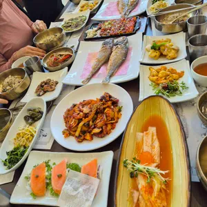 박해윤통영해물밥상 사진