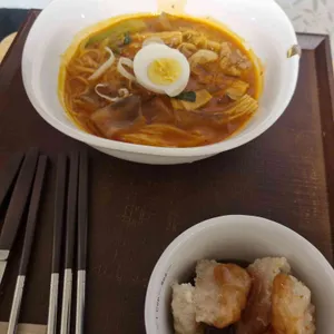 벌툰 파리지앵 사진
