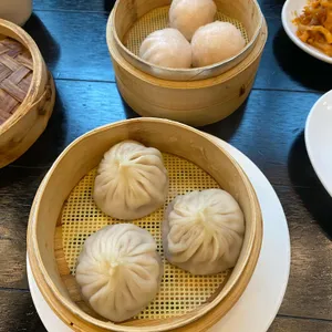슈엔 사진