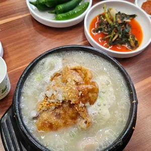 이우철 한방 누룽지 삼계탕 사진