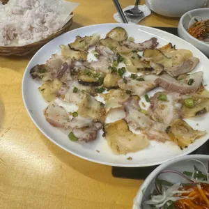 충무집 사진