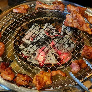 돈미락숯불갈비 사진
