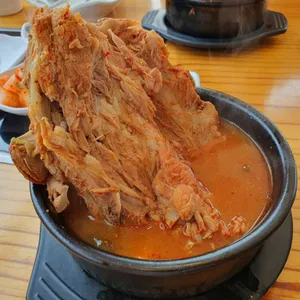 원조뼈다귀감자탕 사진