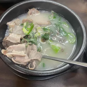 용강돼지국밥 사진