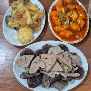 뽀빠이 상추튀김 사진