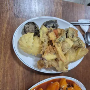뽀빠이 상추튀김 사진