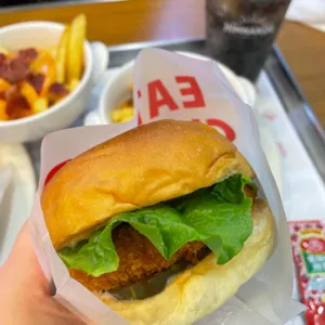힘난다버거 사진