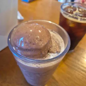 파스쿠찌 대표 사진